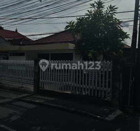 FOR SALE - Rare 900 sqm Land + 200 m2 House in Exclusive Renon, Denpasar - BALI 2