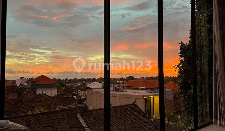 Leasehold - Exclusive Modern Suites in Prime Canggu Location, Bali