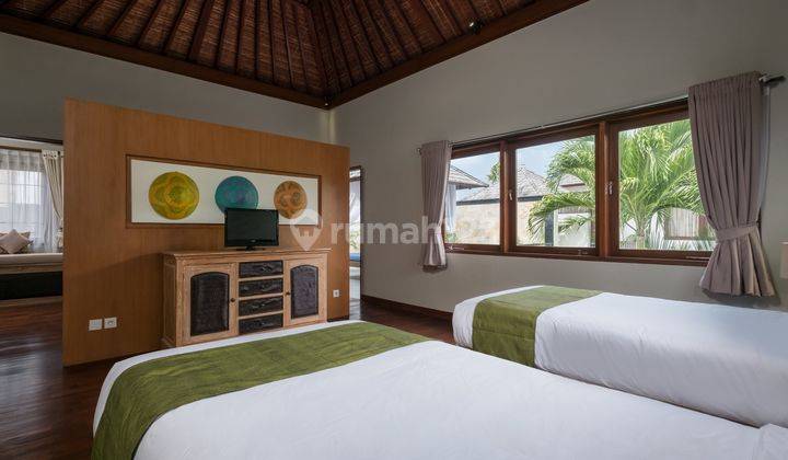 Freehold Exquisite Tropical Retreat 2 Bedroom Villa In Prime Canggu Location 2