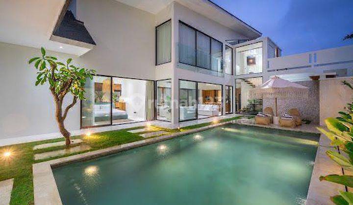 Stunning Villa Freehold In Heart Seminyak 1