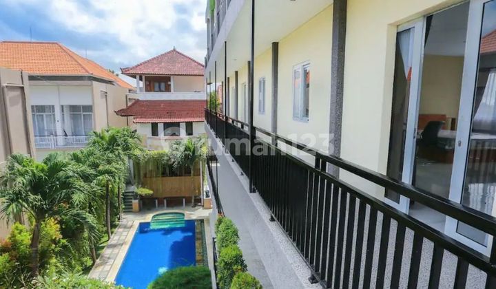 Hak Milik Langka Sangat Menguntungkan Villa 27 Kamar Tidur di Canggu Bali