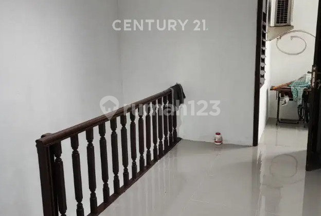 Disewakan Rumah Di Perumahan Taman Kota 