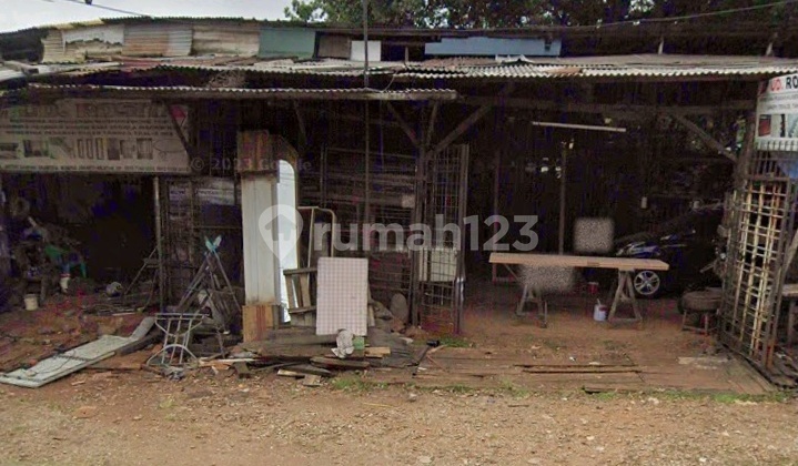 Land for Rent 300 M2 in Kebayoran Lama Facing Main Road