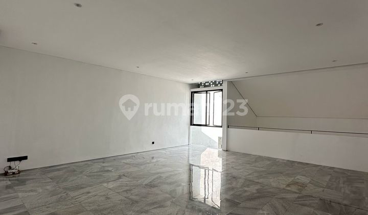 DIJUAL RUMAH SPEK TINGGI AREA TAMAN ALFA INDAH JOGLO JAKARTA BARAT 2