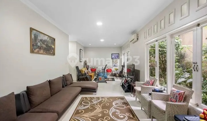 Rumah Asri Siap Huni di Pejaten 2