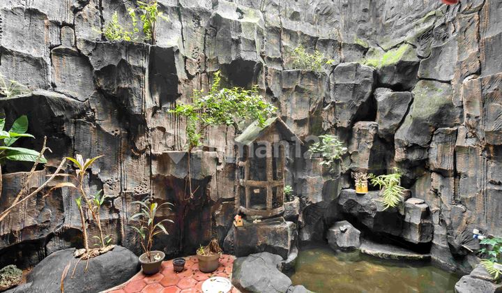 Well-Maintained 2-Story House with Wooden Interior 2