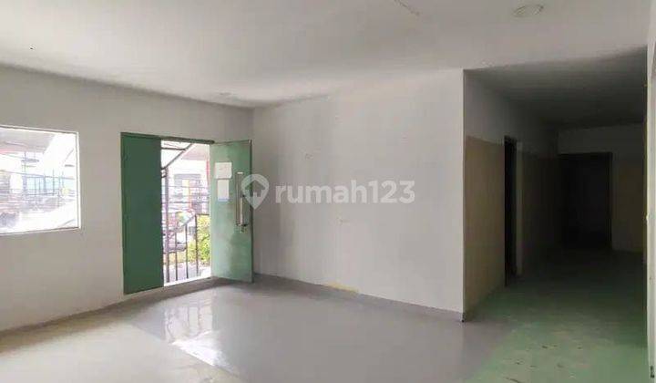 Di Sewakan Ruko 3 Lantai Bagus 1