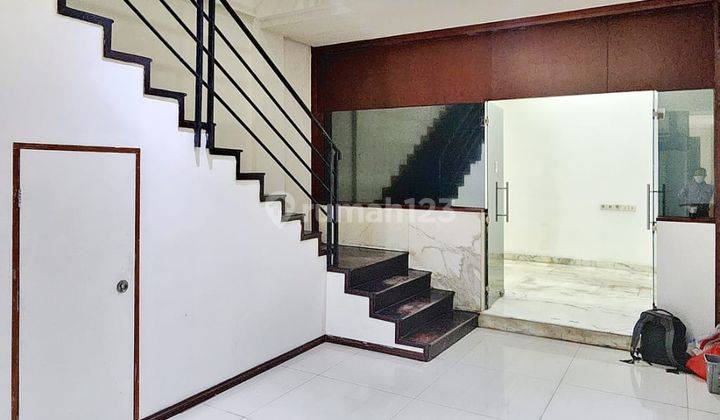 Di Jual Ruko Bisnis Panglima Polim 2