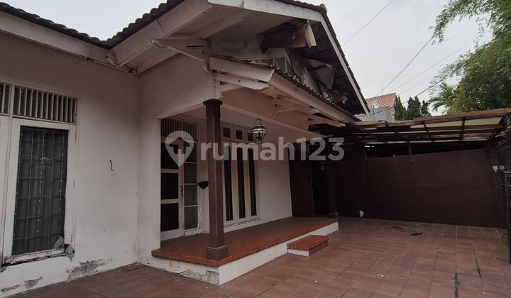 For Sale House in Lebak Bulus Bona Indah