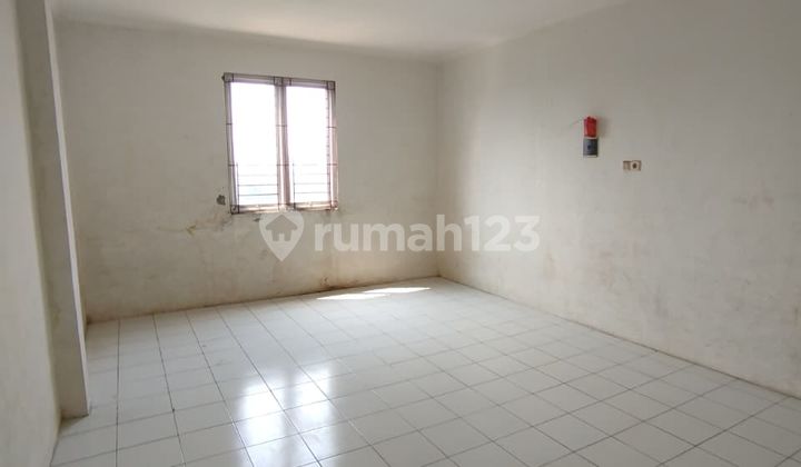 2 Unit Ruko Gandeng di Bojong Indah, Jakarta Barat.