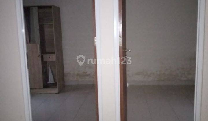 Rumah Bagus Semi Furnished SHM di Karawang Barat, Karawang 2