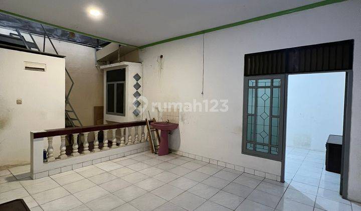 Rumah Kontrakan Siap Huni Bagus Unfurnished SHM di Bojong Indah, Jakarta Barat 1