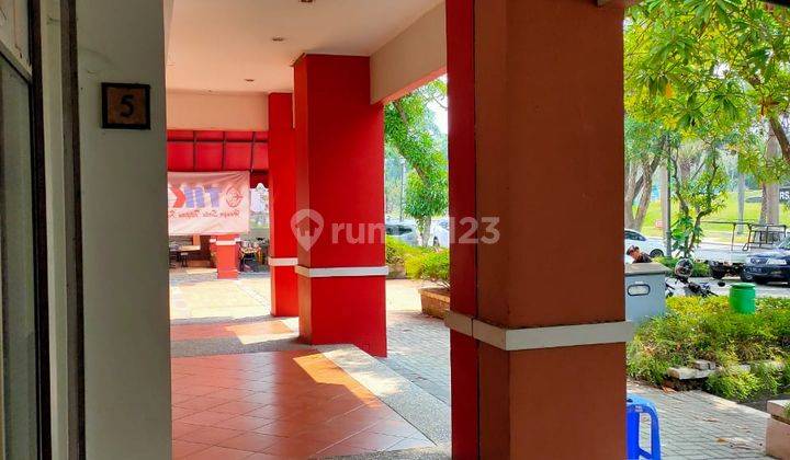 Ruko di Kota Baru Parahyangan Bandung, Depan Rumah Sakit 3 Lantai