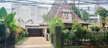 Rumah Asri Area Menteng Tanah Yg Luas 2