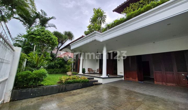 For RentLuxury House Heritage, Central Jakarta