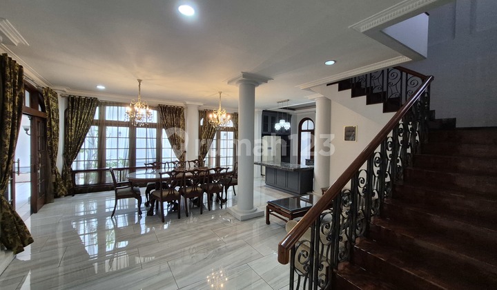 Sewa Rumah Menteng Siap Huni, Furnish Area Strategis 2