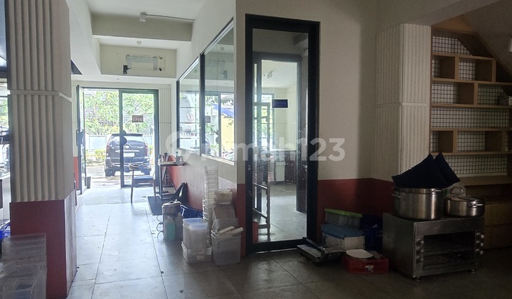 Business Space Suitable for Restaurant or Office