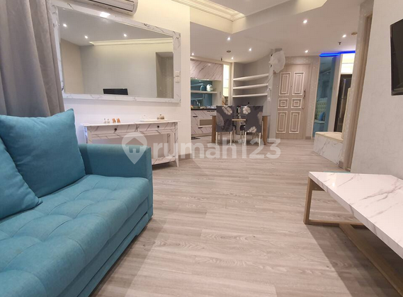 DISEWA APARTEMEN DI TAMAN KEMAYORAN CONDOMINIUM 3+1BR