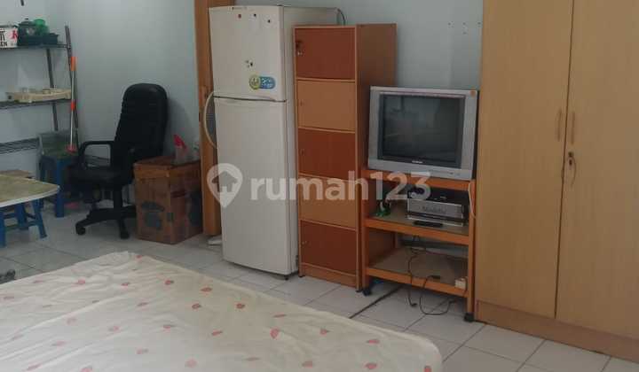 DISEWA APARTEMEN STUDIO AMETHYST TOWER PADEMANGAN MURAH