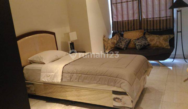 Disewa  Apartemen Sudirman Mansion 3 Kamar Tidur Furnished Bagus 2