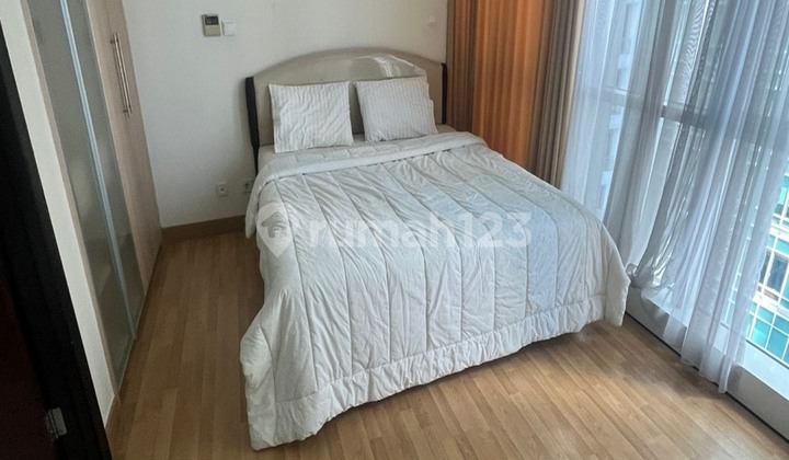 Disewa  Apartemen The Peak Sudirman 2 Kamar Tidur Furnished Bagus