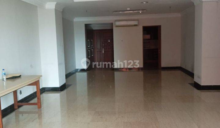 Apartemen Green View 3 Kamar Tidur Bagus Semi Furnished 2