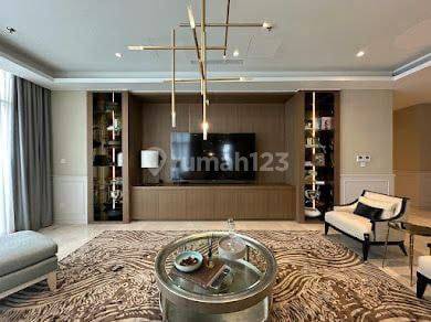 Dijual Apartement Verde Two  4 Kamar Tidur Furnished 2