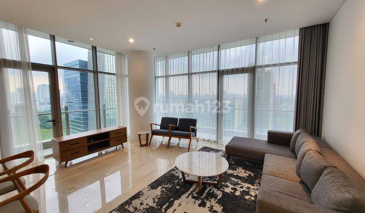 Apartemen Verde Two 3 Kamar Tidur Bagus Furnished 2