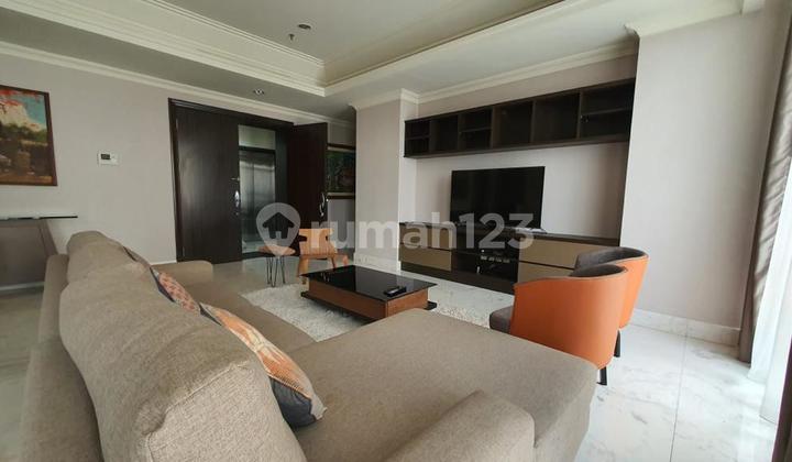 Disewa Botanica Apartemen 2+1 Bedroom Furnished 