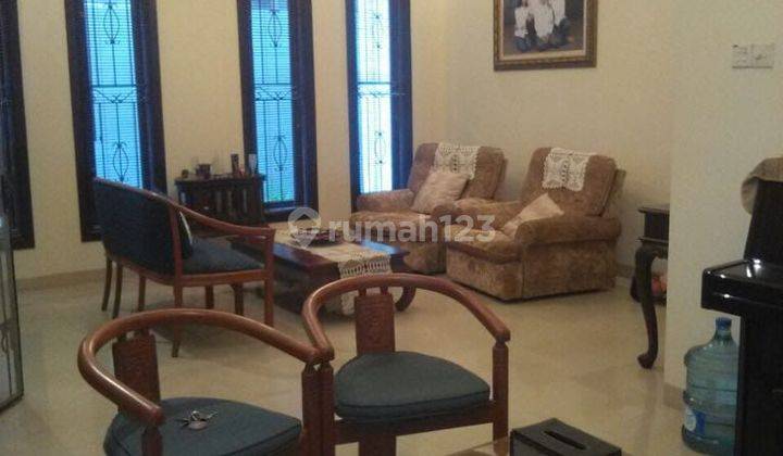 Dijual Cepat Rumah Furnished Bagus SHM - Sertifikat Hak Milik 2