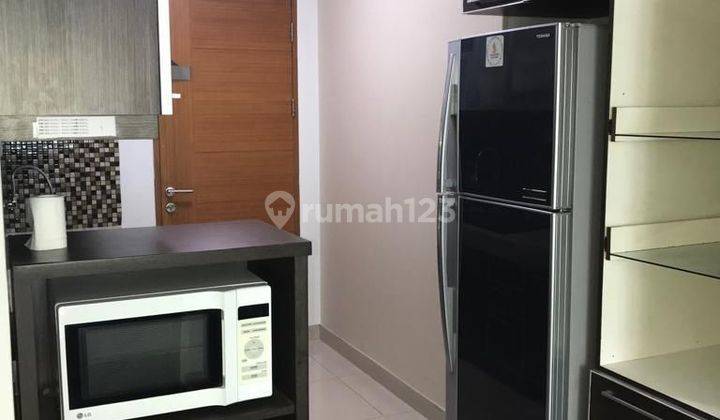 Apartemen Hampton Park 2 Kamar Tidur Bagus Furnished 2