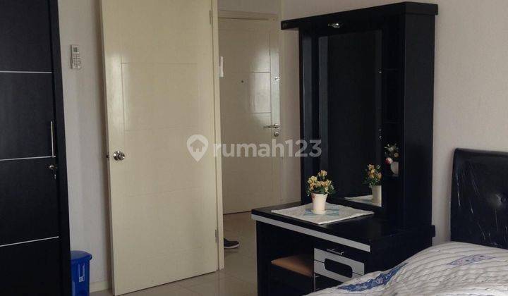 Disewa Apartement cosmo terrace 2 Kamar Tidur Bagus Furnished 1