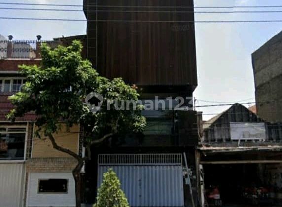 For Sale: Shop House on Praban Street, Near Tunjungan Street, Surabaya 1