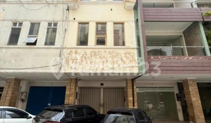 Dijual Ruko 4 LT Darmo Square Raya Darmo Seberang Sekolah Maria