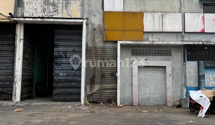 Warehouse for Sale in Tiara Jabon Sidoarjo, Ready to Use