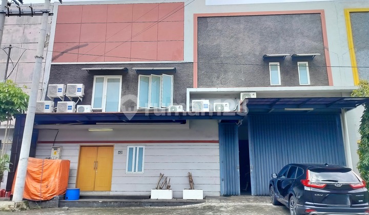 Cosmetic Factory Ready for Use for Sale in Trosobo, Sidoarjo