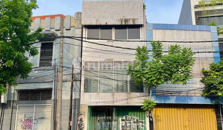 Jual/ Sewa Ruko 4 Lantai di Jalan Pahlawan