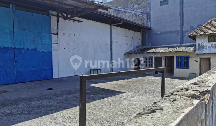 For Quick Sale 1700 M2 Warehouse Surabaya Former Printing