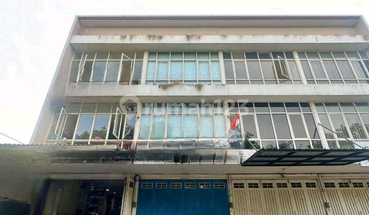 Sell 3-Story Shophouse in Raya Rungkut Asri Tengah 1