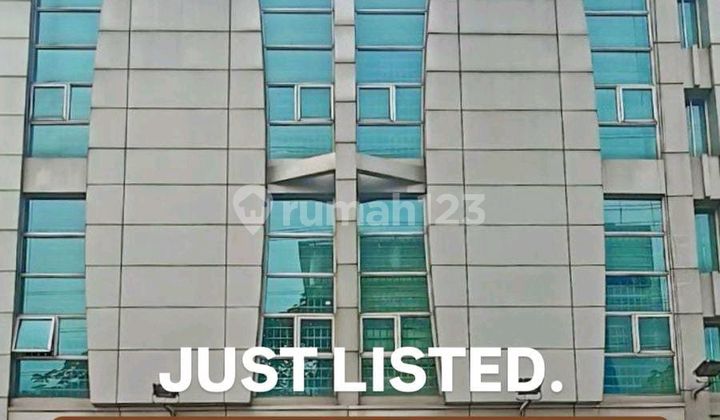 For Rent: Shop House in Raya Bukit Darmo Golf Complex, Opposite Lenmarc 1