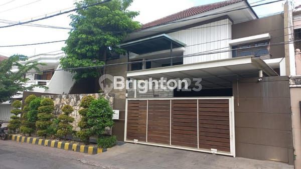 RUMAH MEWAH TERAWAT DAN SIAP HUNI DI KOMPLEK ELITE SURABAYA TIMUR DEKAT DENGAN RAYA MERR, MANYAR, MULYOREJO, GALAXY MALL, PAKUWON CITY RUMAH MEWAH TERAWAT DAN SIAP HUNI DI KOMPLEK ELITE SURABAYA TIMUR DEKAT DENGAN RAYA MERR, MANYAR, MULYOREJO, GALAXY MALL, PAKUWON CITY