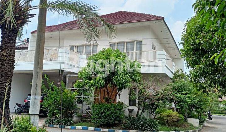 RUMAH MEWAH TERAWAT HOOK 2 LT DI RAYAN REGENCY SURABAYA 1