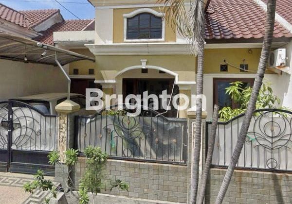 RUMAH SIAP HUNI DENGAN ROW JALAN LEBAR DEKAT KAMPUS UPN, JALAN MERR, TOL WARU-JUANDA, PONDOK TJANDRA, RUNGKUT 1