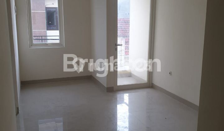 RUMAH BARU GRESS 2 LT SIAP HUNI DEKAT DENGAN RAYA MERR, KENJERAN, MULYOSARI, MULYOREJO, UNIV ITS 2