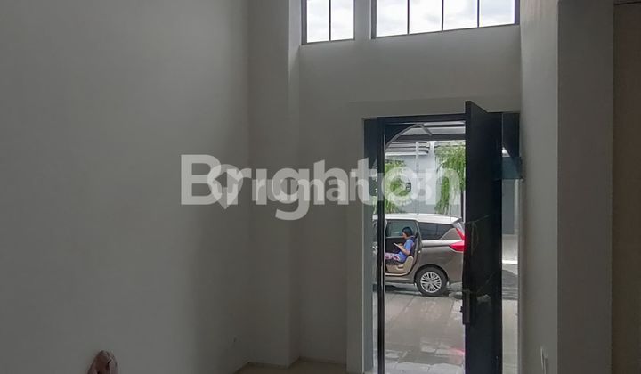 RUMAH JAPANESE STYLE TERAWAT DAN SIAP HUNI DIKELILINGI AREA KOMERSIAL DEKAT TOL SUMO, BUNDARAN WARU, CITO, TERMINAL BUNGURASIH, BANDARA JUANDA 2