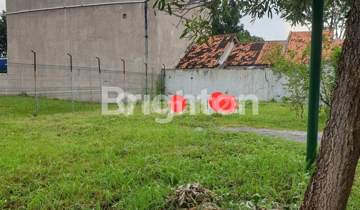 TANAH COCOK UNTUK DI BANGUN RUMAH ATAU INVESTASI DENGAN LOKASI STRATEGIS DI CITRALAND SELANGKAH KE JLLB SURABAYA