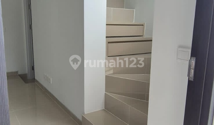 New House with Modern Minimalist Concept + Bonus Furnished in Bukit Mas Tourist Area, Near Citraland, National Hospital, Pakuwon Mall 2