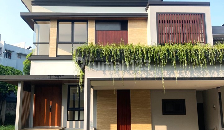 For Sale, Nice House, Corner Lot Position in Verdant Ville Area, BSD. 2