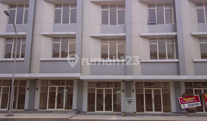 Disewakan Ruko Siap Usaha Di ASTC Area Alam Sutera Disewakan Ruko Siap Usaha Di ASTC Area Alam Sutera