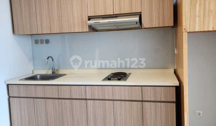 Apartemen Cantik Di Pusat Kota Jakarta Barat Dengan Harga Terjangkau. Lokasi Di Belakang Rcti Apartemen Semi Furnished 2